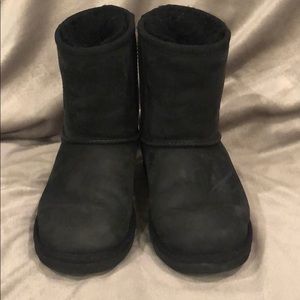 Ugg short boots